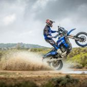 Die Ténéré 700 World Raid GYTR-Kits wurden direkt aus Yamahas Rallye Racing-Programm heraus entwickelt und ermöglichen Rennsport-Performance für die breite Masse. 