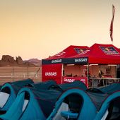 Die erste Woche der Rallye Dakar 2024 ist wie im Flug vergangen und für Daniel Sanders war es eine Woche mit immer besseren Ergebnissen.