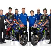 Gestern hat die Monster Energy Yamaha MotoGP ihr Team Line-Up in Sepang, Malaysia, enthüllt.