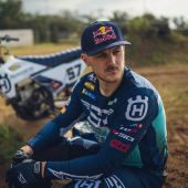 Der Husqvarna Factory Racing Star wird mehrere Monate aussetzen, um sich vollständig zu erholen, hofft aber, rechtzeitig zur zweiten Hälfte der FIM Hard Enduro World Championship wieder im Einsatz zu sein.