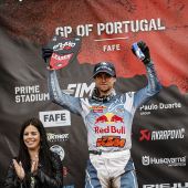 Josep Garcia von Red Bull KTM Factory Racing hat seine 2024 FIM EnduroGP World Championship Kampagne mit einem Sieg in der ersten Runde in Fafe, Portugal, begonnen.