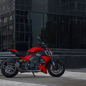 Der unverwechselbare Stil der Diavel V4 bringt Ducati die höchste Anerkennung des internationalen Designwettbewerbs ein: Die Auszeichnung "Best of the Best" ist den Kreationen vorbehalten, die neue Maßstäbe setzen.