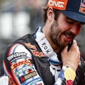 Red Bull KTM Factory Racing's Manuel Lettenbichler muss für die kommende Xross Hard Enduro Rallye aussetzen, da er sich beim Training in der Toskana, Italien, eine Verletzung am linken Knie zugezogen hat.
