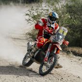 Nach fünf langen Tagen und 3.200 Kilometern hat Daniel Sanders die Rallye als Neunter der Gesamtwertung erfolgreich und sicher beendet. 