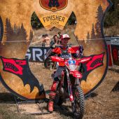 Mit zwei vierten Plätzen und zwei fünften Plätzen an den Offroadtagen 1, 2, 3 und 4 wurde es am Ende der hervorragende 5.Platz in der „Goldklasse“ Red Bull Romaniacs. 