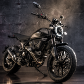 In einer neuen Folge der Ducati World Première 2025 stellt Ducati zwei aufregende Neuzugänge in der Scrambler® Familie vor.