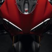 Noch mehr Exklusivität und Performance: Die Ducati Panigale V4 S 2025 mit den neuen Ausstattungspaketen Carbon und Carbon Pro