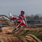 Das von Tony Cairoli und Alessandro Lupino im Rennsport entwickelte Motorrad ist endlich erhältlich!