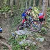 Ein wirklich tolles und erfolgreiches Wochenende hat das Racing Team Roseneder mit einigen Podestplätzen hinter sich.