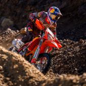 Josep Garcia (ESP, KTM) holt sich den Sieg beim Blakläder Iron Road Prolog vor Andrea Verona (ITA, GASGAS) und Danny Sanders (AUS, KTM)!