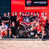 Italienische Pro Prestige MX2 Motocross-Meisterschaft: Poleposition und Podiumsplatz für Alessandro Lupino in Castiglione del Lago auf Ducati.