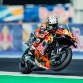 Pedro Acosta schafft es zum fünften Grand Prix in Folge unter die Top 5 eines MotoGP-Sprints und führt weiterhin die Red Bull KTM-Mannschaft an.