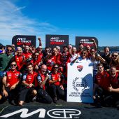 Dank der Siege von Marc Márquez, Francesco Bagnaia und Alex Márquez stellt Ducati bereits sieben Rennen vor Saisonende die Konstrukteurs-Weltmeisterschaft in der MotoGP 2025 sicher.