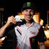 Nach einer spannenden Saison krönt sich Tobias Ebster zum Vizeweltmeister in der Rally2 Wertung - das nächste Ziel ist die DAKAR 2026!