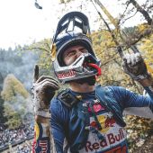 Manuel Lettenbichler vom Red Bull KTM Factory Racing Team hat sich den Titel in der FIM Hard Enduro-Weltmeisterschaft 2025 gesichert - zum 5. Mal!