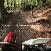 Bei der ersten Teilnahme an den Red Bull Romaniacs überhaupt standen Eddie Karlsson und das Stark Future Team vor einer Herausforderung, die noch kein E-Bike gemeistert hatte: die brutale Silberklasse, die zweithärteste Kategorie dieses legendären Hard-Enduro-Rennens.