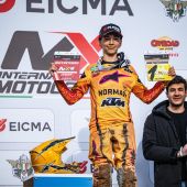 Start-Ziel-Siege für Moritz Ernecker beim Auftakt der italienischen Meisterschaft in Alghero und starkes TOP 7 Tagesresultat für Maximilian Ernecker auf 250ccm.