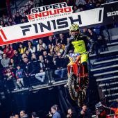Für den jungen Steirer, Luca Kropitsch ging die SuperEnduro WM in Belgrad erfolgreich in die nächste Runde.