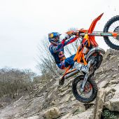 Red Bull KTM Factory Racing geht mit dem amtierenden Weltmeister Manuel Lettenbichler in die FIM-Hard-Enduro-Weltmeisterschaft 2026, wobei der Deutsche seine Dominanz in der aus neun Rennen bestehenden Serie weiter ausbauen will.