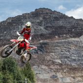 Am 4. Juni fällt der Startschuss für die 30ste Ausgabe des Red Bull Erzbergrodeo am Steirischen Erzberg.