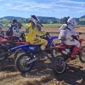 Zwei sehr bekannte Rennserien an einem Wochenende bringen zahlreiche Hobby-, Amateur und Meisterschaftsfahrer in Behamberg an den Start. 