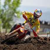 Die dritte Runde der AMA Pro Motocross-Meisterschaft 2026 verlief für Red Bull KTM Factory Racing äußerst erfolgreich: Lucas Coenen sicherte sich bei seinem Debüt in der 450MX den zweiten Gesamtrang.