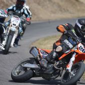 Was für ein Wochenende für Christoph281 bei der Supermoto-Österreich-Meisterschaft in Bad Fischau - Doppelsieg trotz starker Konkurrenz! 