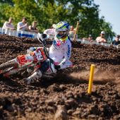Roan van de Moosdijk holt auf Bridgestone Reifen maximale Punktzahl und baut Meisterschaftsführung aus.