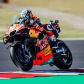 Pedro Acosta holte am Samstag für Red Bull KTM Punkte mit dem 6. Platz beim Sprint des Grand Prix von San Marino im sonnigen Misano.