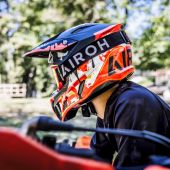 Airoh festigt seinen Status als führender Anbieter in der Offroad-Szene mit einem umfassenden Helm-Sortiment, das für jeden Fahrer entwickelt wurde.