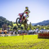 Am vergangenen Wochenende durfte der Jugendstaatsmeister aus 2025 die brandneue Ducati 450 EDS im Zuge des Enduro Trophy- und ÖM-Finales unter Rennbedingungen ausführlich testen. 