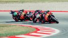 Der Spanier, der Italiener und der Südafrikaner lieferten sich auf dem Circuit de Barcelona-Catalunya einen knappen und spannenden Dreikampf, bei dem sie mit ihren KTM RC16 die Plätze 4, 5 und 6 belegten, getrennt durch zwei Zehntelsekunden an der Ziellinie.