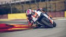 Das vom Rennsport inspirierte Potenzial der KTM 990 RC R war bereits auf der Straße spürbar – doch nun zeigt sich dieses faszinierende Bike in einer neuen Form.