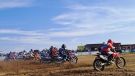 Spannende Duelle und schnelle Runden in Schrems: Waldviertel Motocross Cup auf einer perfekt vorbereiteten Rennstrecke lockte am 4. Oktober viele Fahrer nach Schrems.